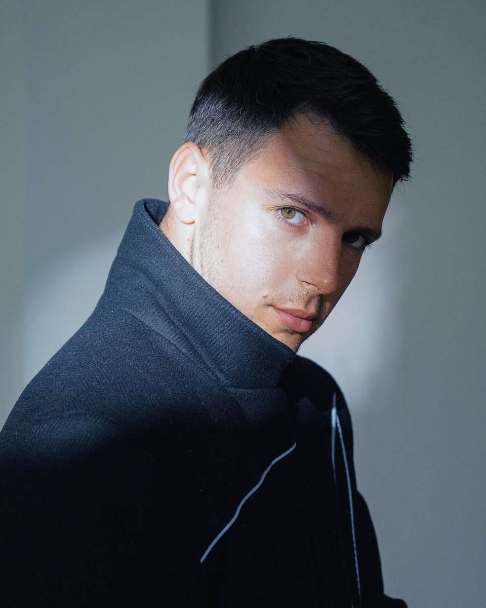Dima - Commercial Coach